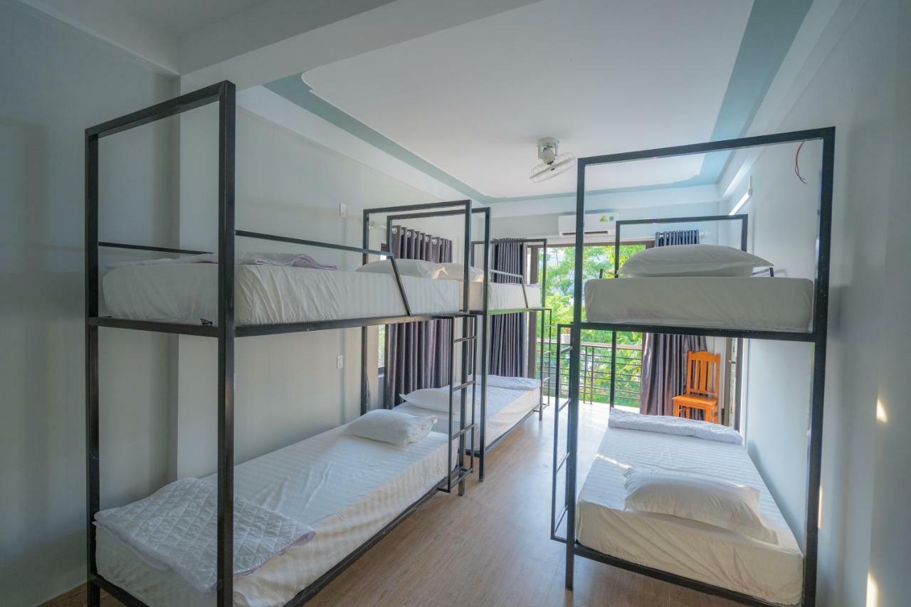 Fami Homestay Фонгня Экстерьер фото