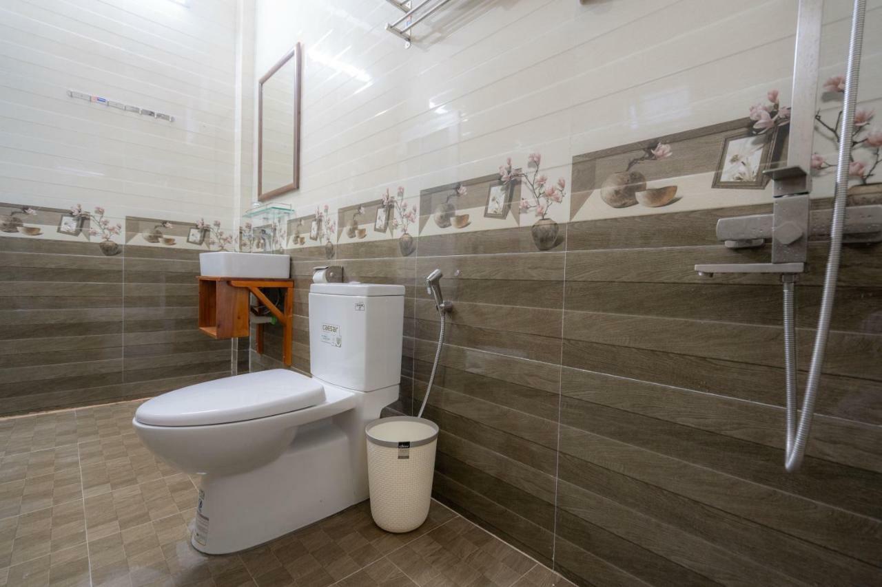 Fami Homestay Фонгня Экстерьер фото